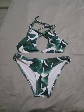 Cupshe Green Leaf Print Bikini Set - White & Green Tropical Two-Piece